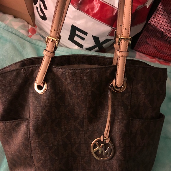 Michael Kors BUNDLE - Picture 2 of 8
